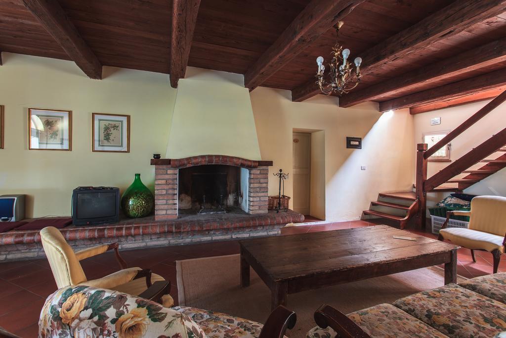 Agriturismo Il Pettirosso Guest House Forli Bagian luar foto